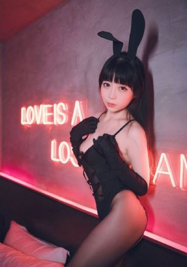 国产精品喷水