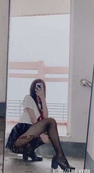 极乱家族1