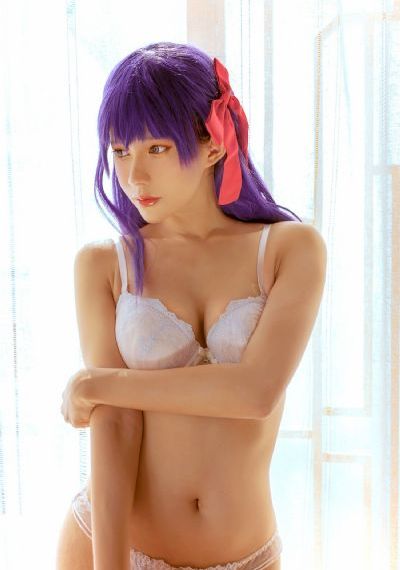 依雯妮妮