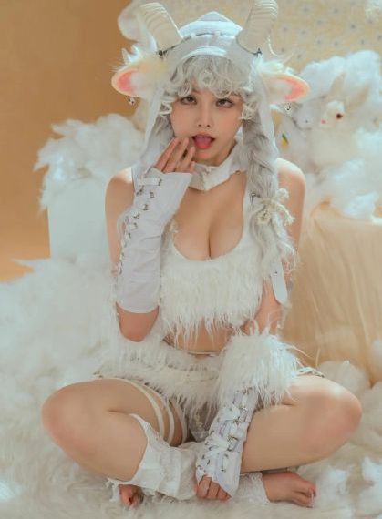 《秘书》