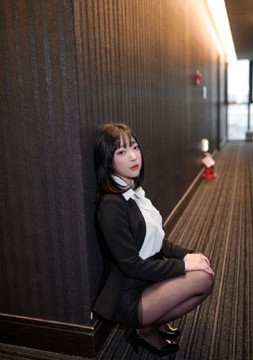 纯白轮舞曲