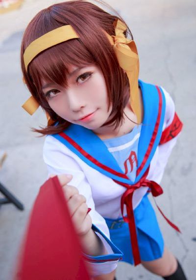 年轻漂亮的妈妈