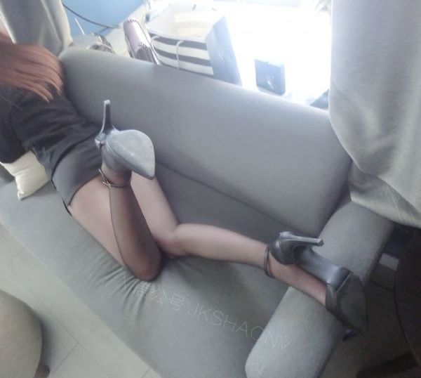 鲜花盛开的山村电视剧免费观看