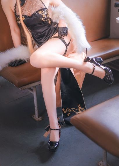 美丽的姑娘在线完整版