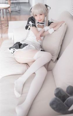 诱人的女老板4中文字幕
