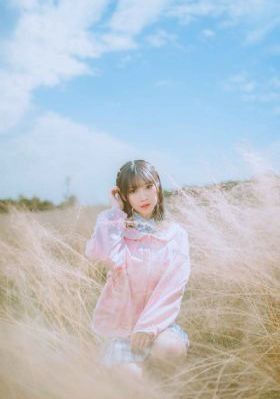 小东西我们两个c你公交车视频