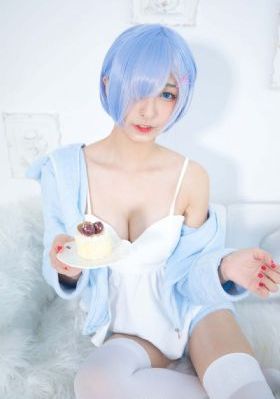 成年人观看视频